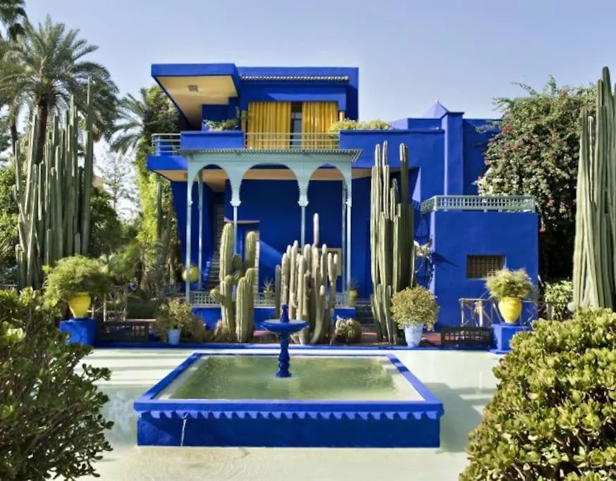 マラケシュDarsublime Au Coeur De Marrakech Jacuzzi Priveアパートメント モロッコ
